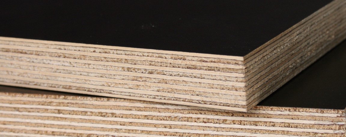 Contreplaqué bakélisé 18 mm utilisé pour les stands